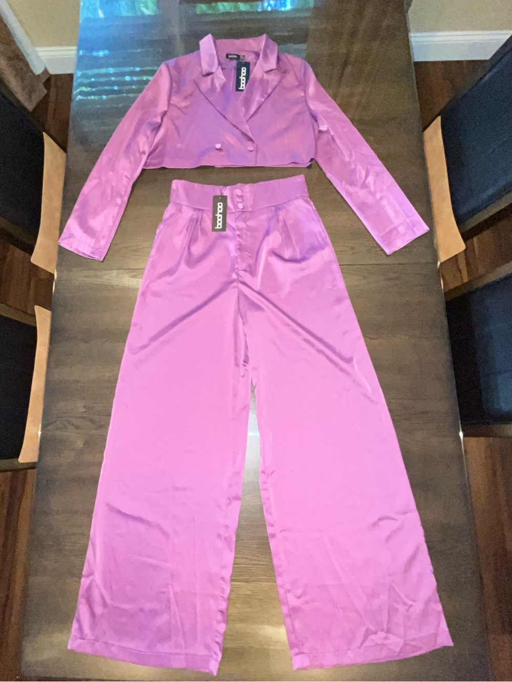 NWT Boohoo Mauve Satin Cropped Blazer & Wide Leg Trousers Suit Set - Size 8